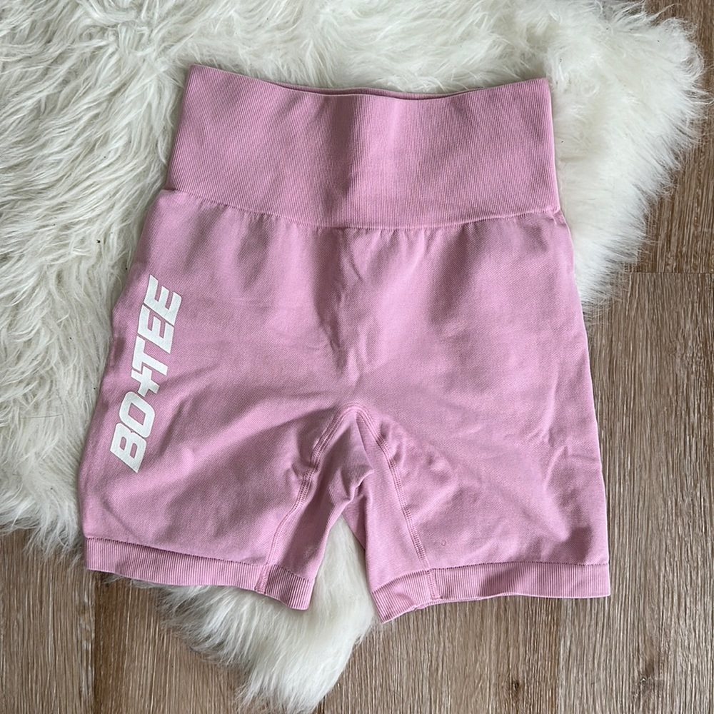 Bo & Tee Biker Shorts Light Pink